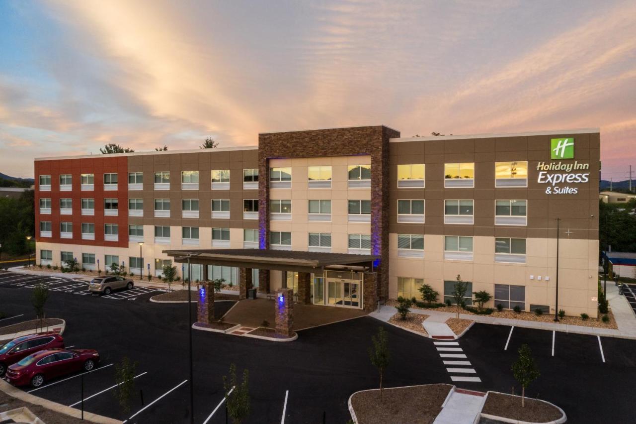 Holiday Inn Express & Suites - Roanoke - Civic Center Luaran gambar