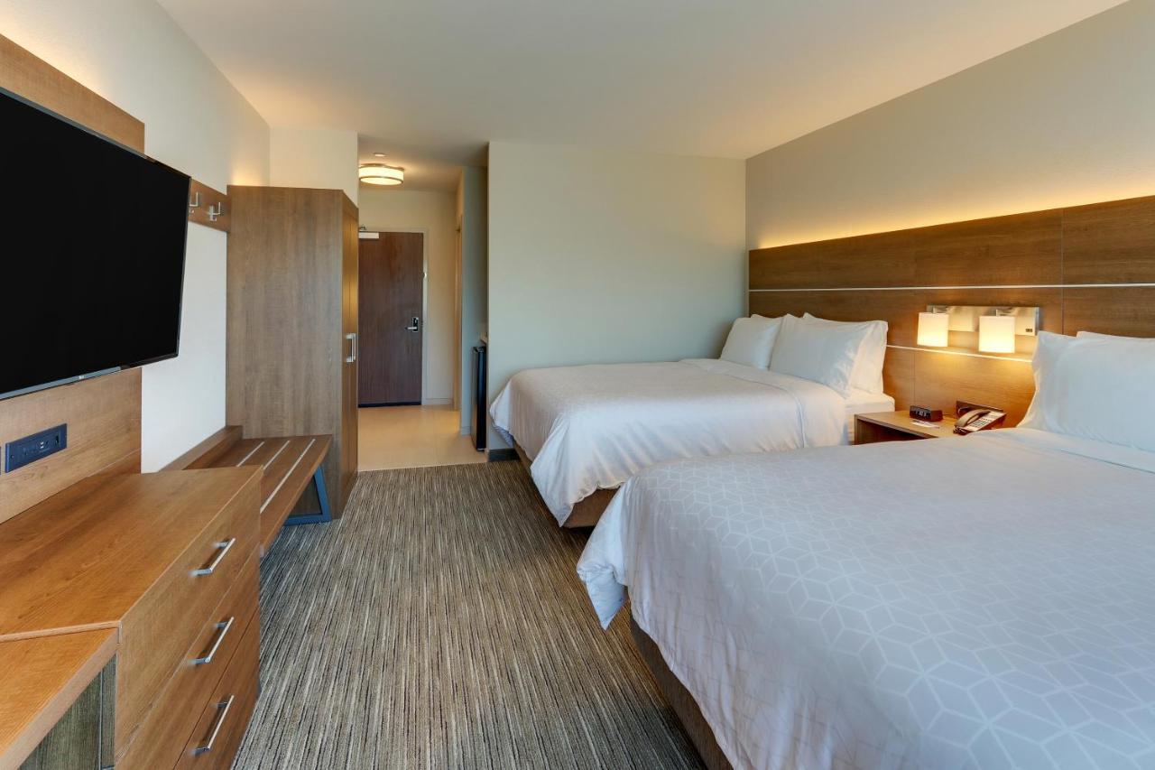 Holiday Inn Express & Suites - Roanoke - Civic Center Luaran gambar