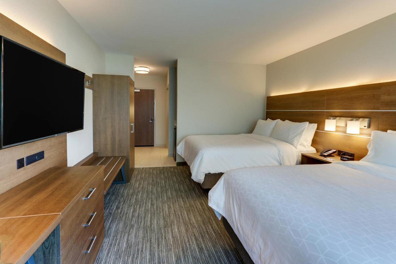 Holiday Inn Express & Suites - Roanoke - Civic Center Luaran gambar