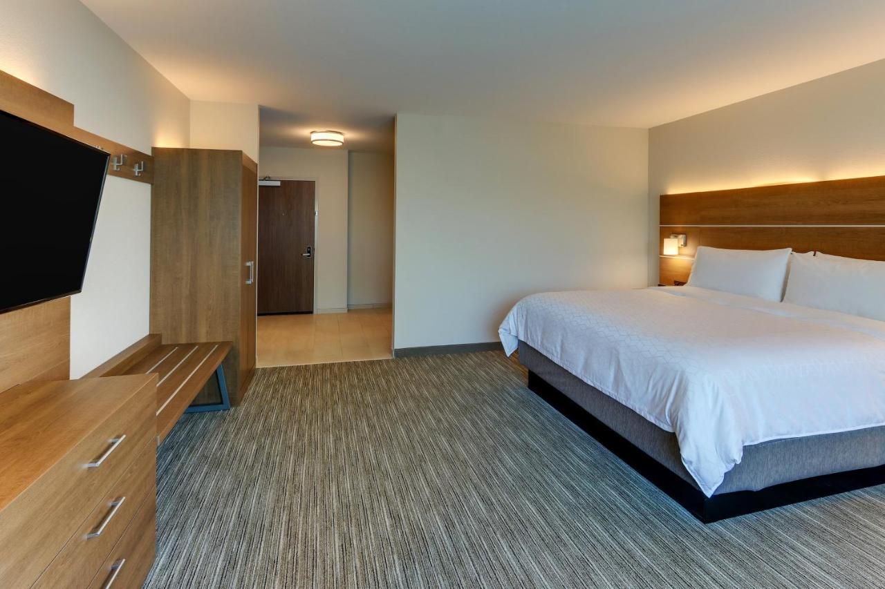 Holiday Inn Express & Suites - Roanoke - Civic Center Luaran gambar
