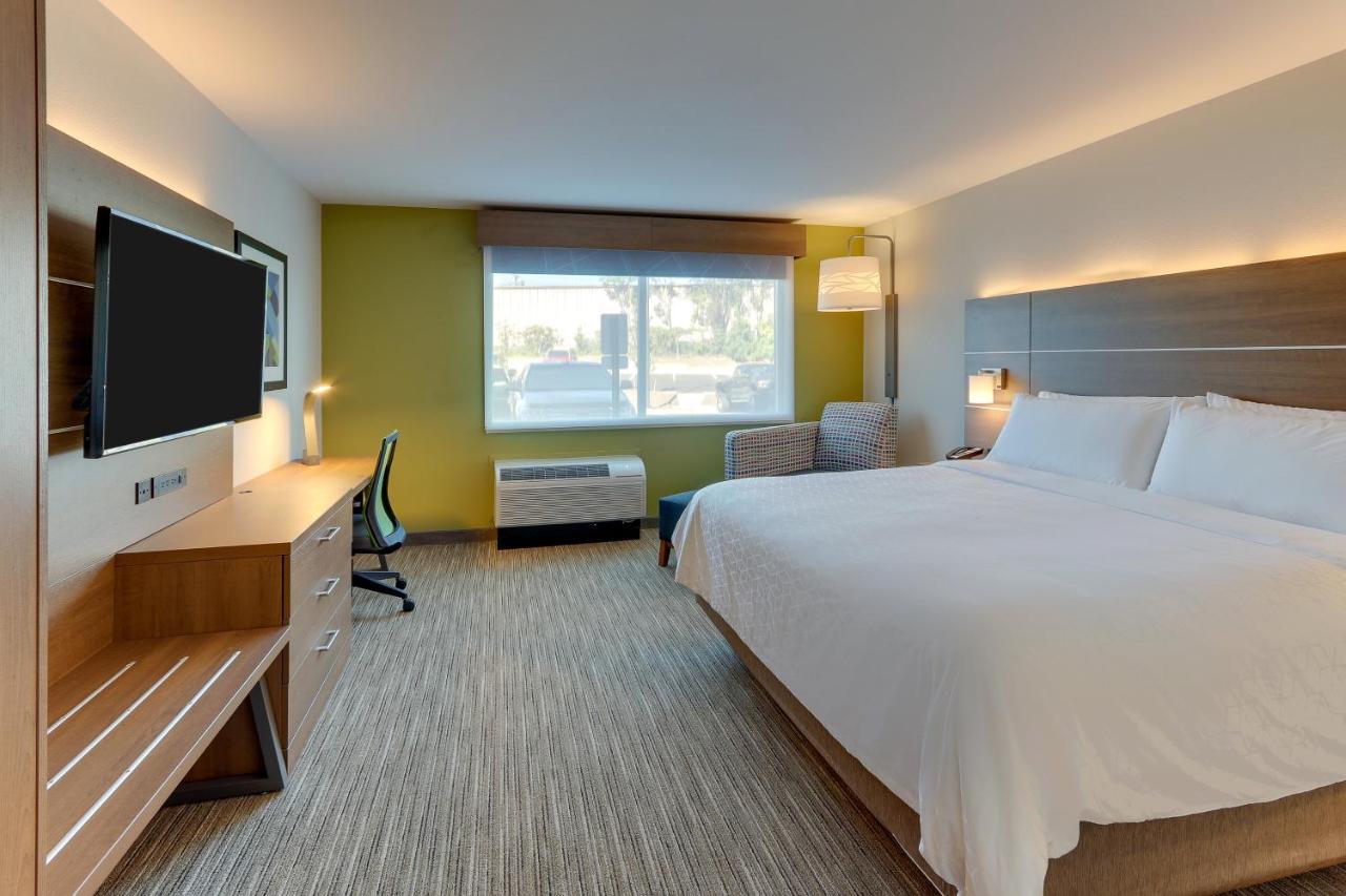 Holiday Inn Express & Suites - Roanoke - Civic Center Luaran gambar