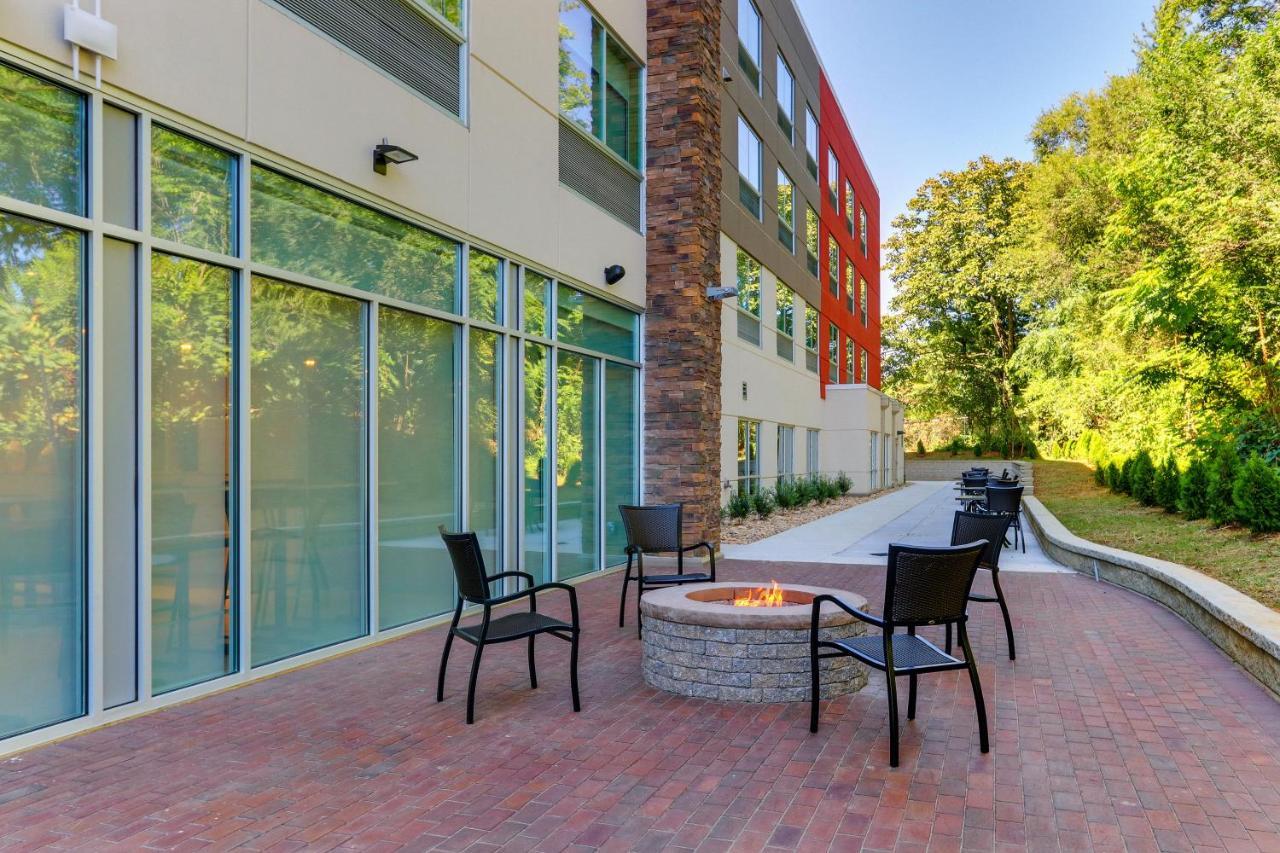 Holiday Inn Express & Suites - Roanoke - Civic Center Luaran gambar
